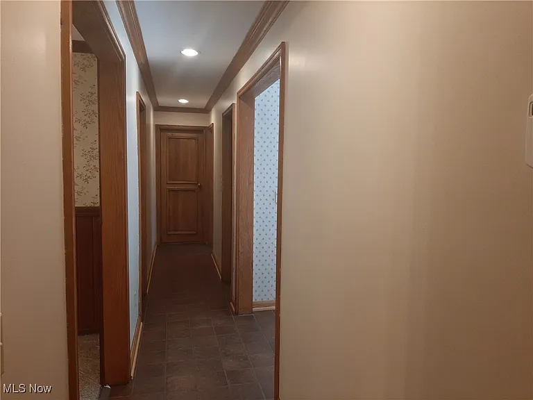 10613 Sherman Rd — Photo 25