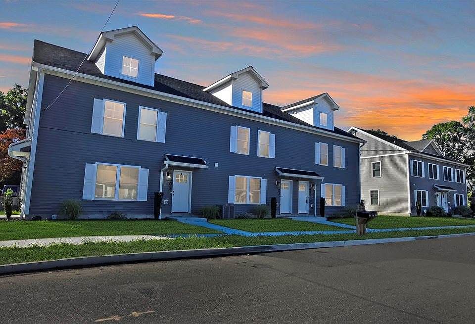 1st image of 409 Woodmont Ave #409