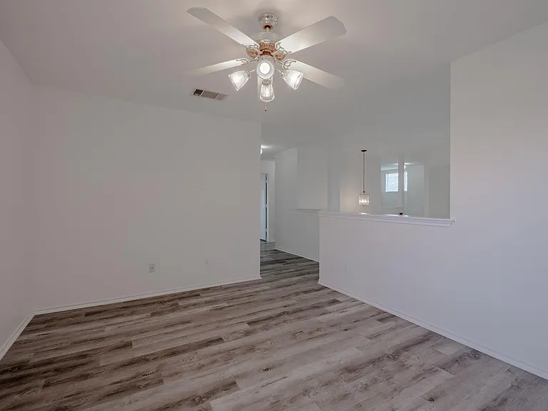2202 Piedmont Ct — Photo 8