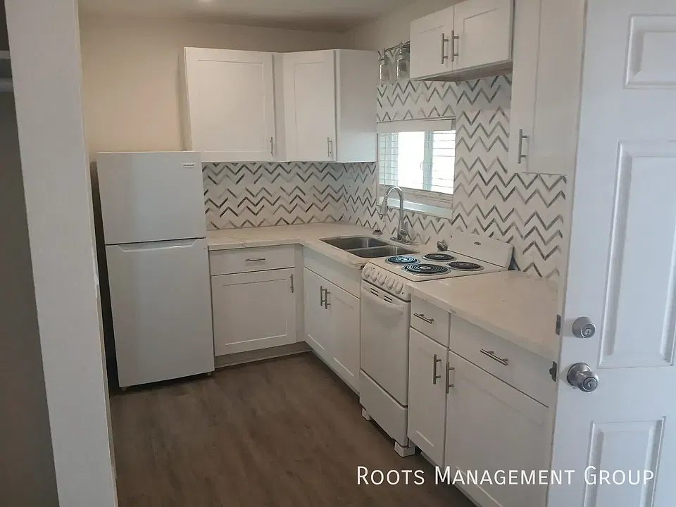10540 E Apache Trl #404