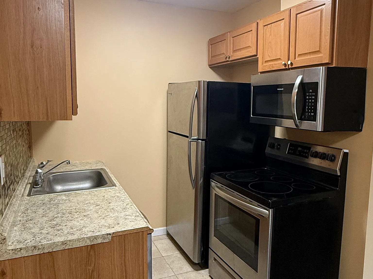 1 bed, $1,800 — Photo 2