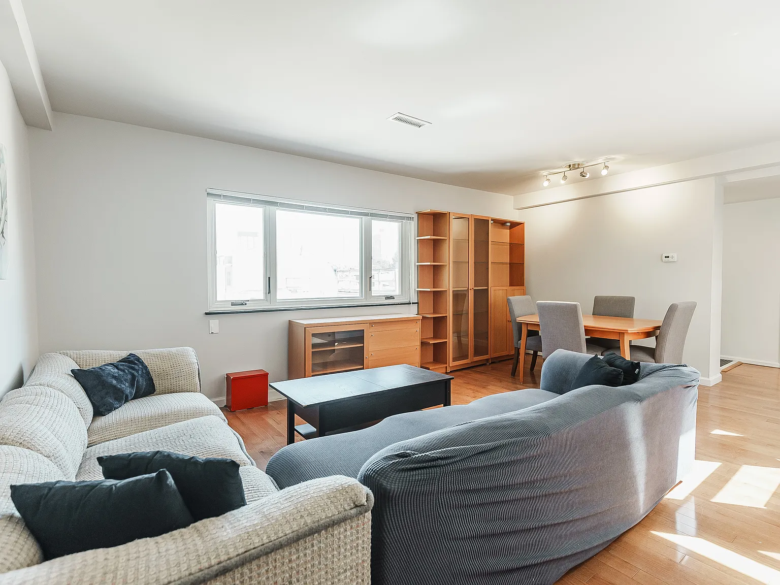 2 bed, $2,975 — Photo 3