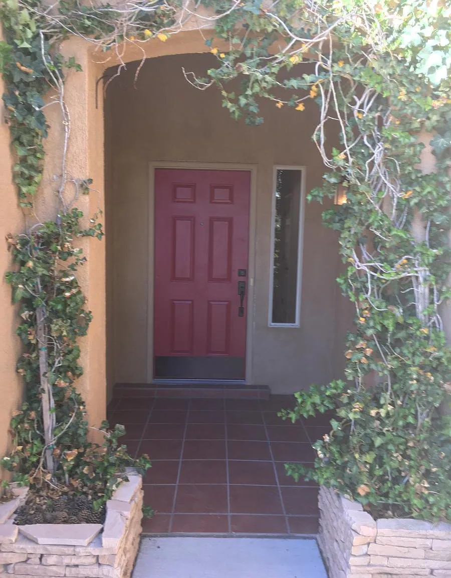 1019 Calle Corvo NE — Photo 3