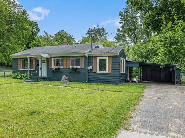 420 Elmdale St NE, Grand Rapids, MI 49525