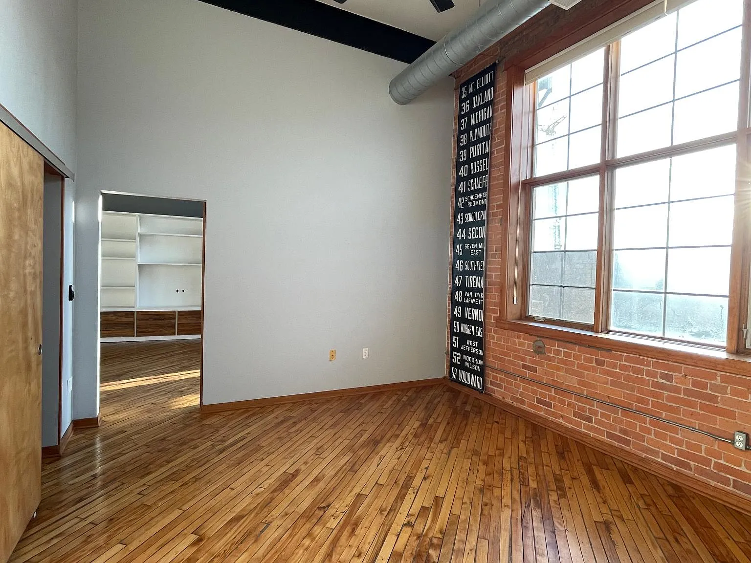 2 bed, 1293 sqft, $3,100 — Photo 4