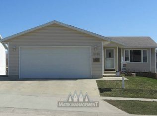 2782 Knollwood Dr SE, Rochester, MN 55901