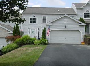 125 Sandy Brae Dr, Canonsburg, PA
