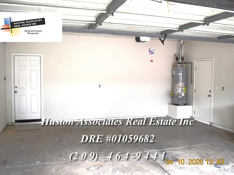 3915 Bridlewood Cir — Photo 17
