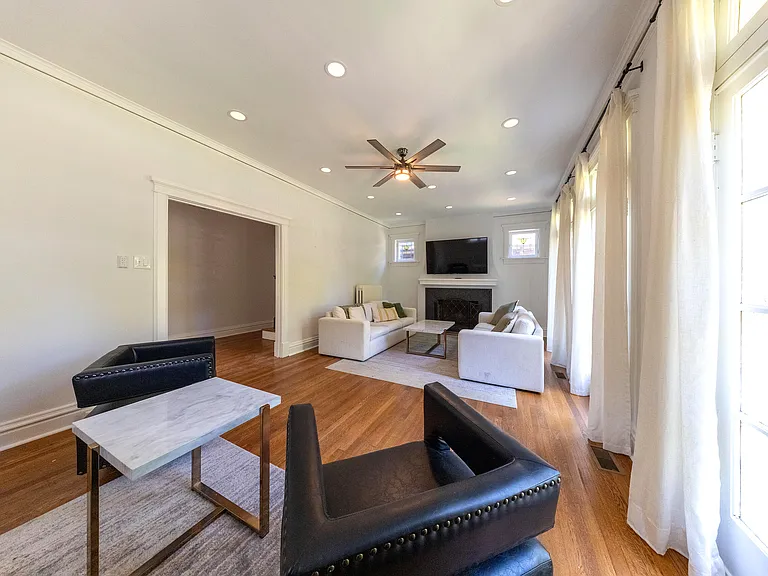 7118 Pershing Ave — Photo 11