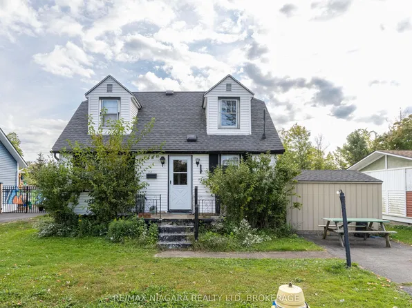 344 Fairview Rd, Fort Erie, ON L2A 4R8