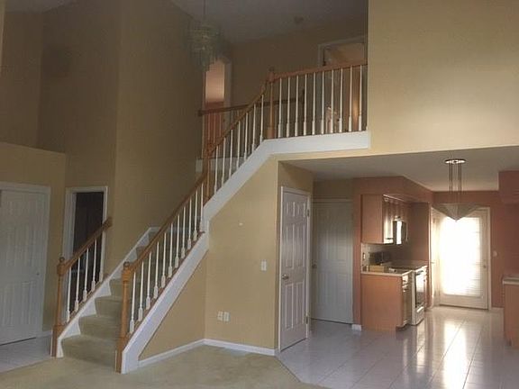 4th image of 9 Amberwood Pl