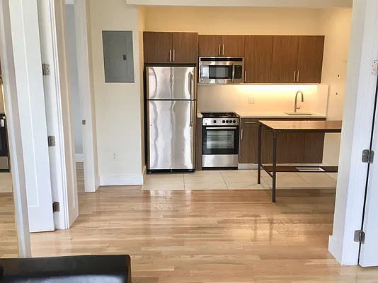 Rented by EXR | media 2