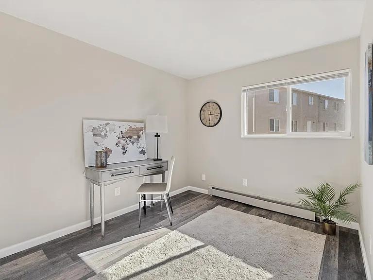 4390 Loomis Ave #A — Photo 15