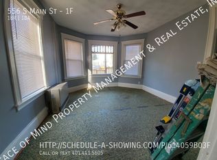 556 S Main St #1F, Woonsocket, RI 02895