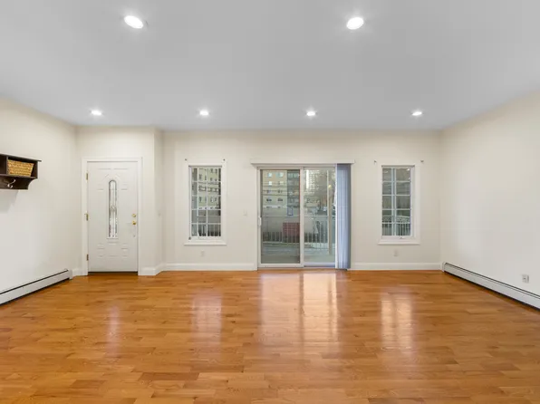 333 Lincoln Avenue image 6 of 37