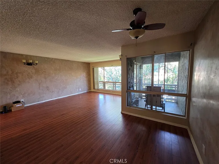 6225 Canterbury Dr #306 — Photo 3