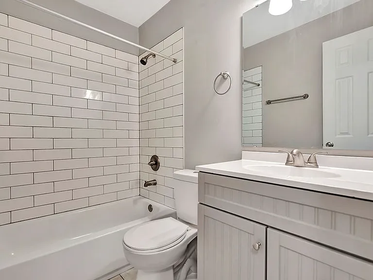 Pinecrest Apartments of Milford — Photo 19