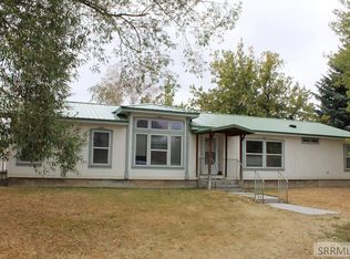 705 S 3rd W, Saint Anthony, ID 83445