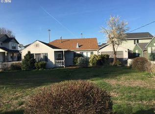 345 Kourt Dr, Eugene, OR 97404