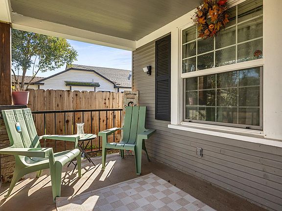 5th image of 315 Kimble St