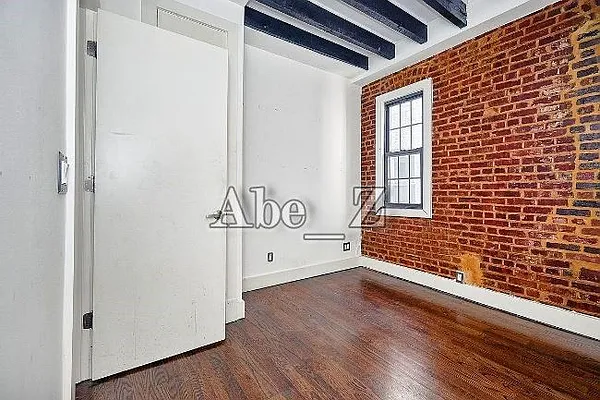 Rented by null | media 6