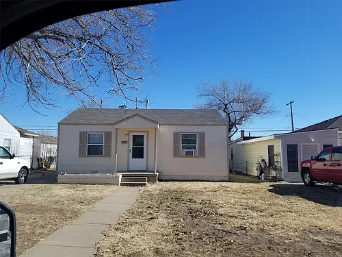4635 Crockett St Photo 1