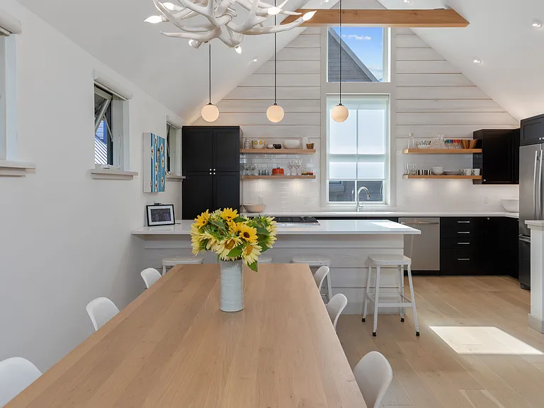 240 S Mahoney Dr #8 — Photo 12
