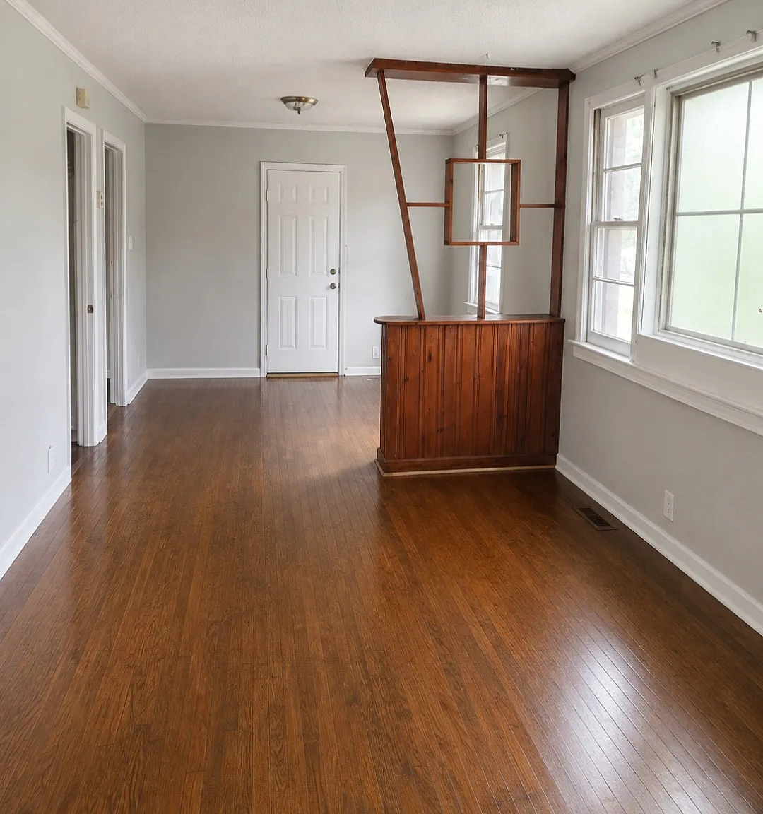 1226 Baker Dr — Photo 3