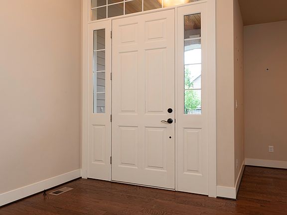 5th image of 1474 26th Ave NE
