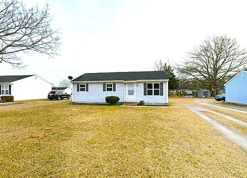 1112 Bryn Mawr Ave Photo 1