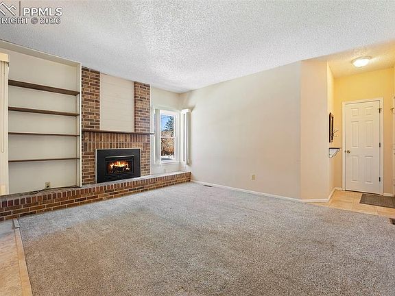 4th image of 4713 Daybreak Cir