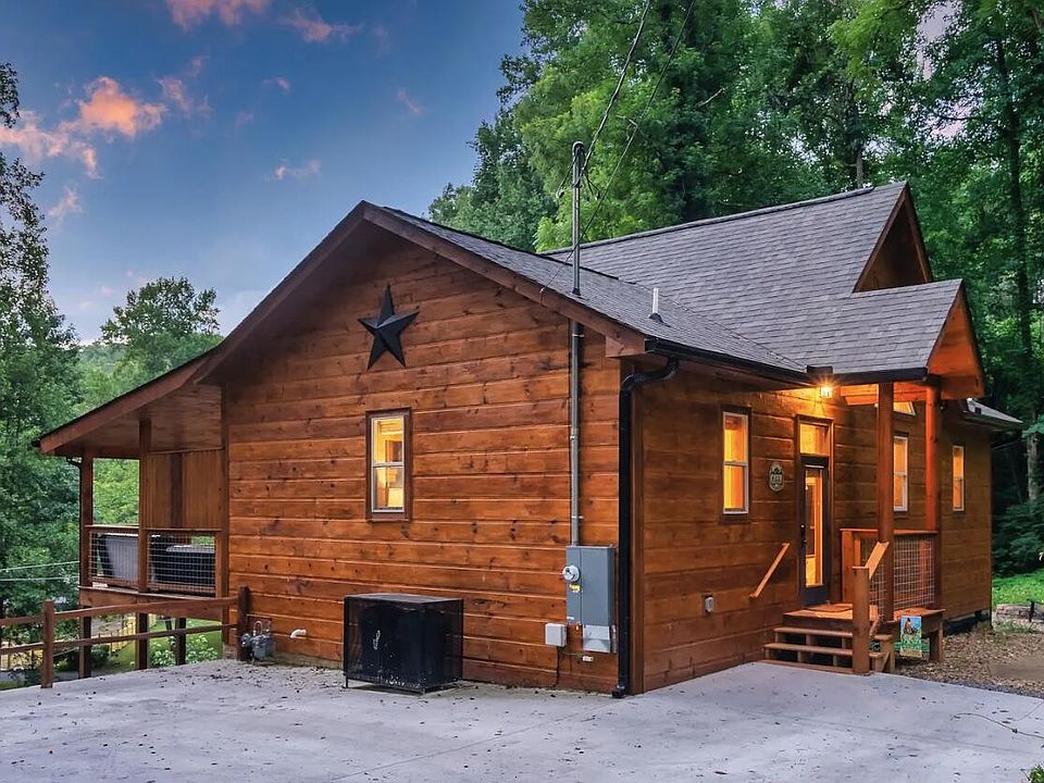 1st image of 511 Wild Ivy Way