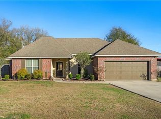 632 Foxfield Ln, Madisonville, LA 70447