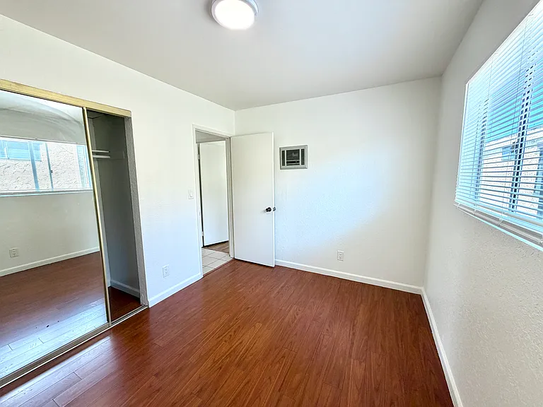 4080 Van Dyke Ave #7 — Photo 5