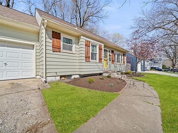3rd image of 5306 W 51st St
