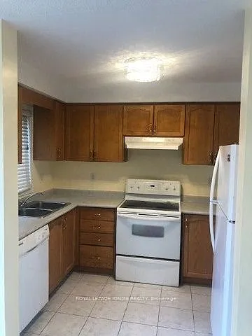 7115 Rexwood Rd #38 — Photo 8