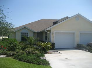553 6th St, Vero Beach, FL 32962