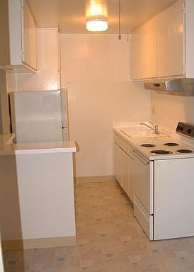 3rd image of 7414 Mesa College Dr APT 31