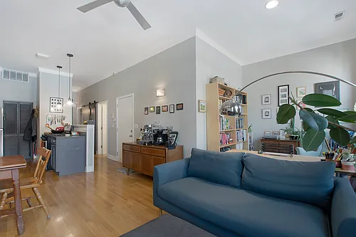 1855 W Chicago Ave Photo 1