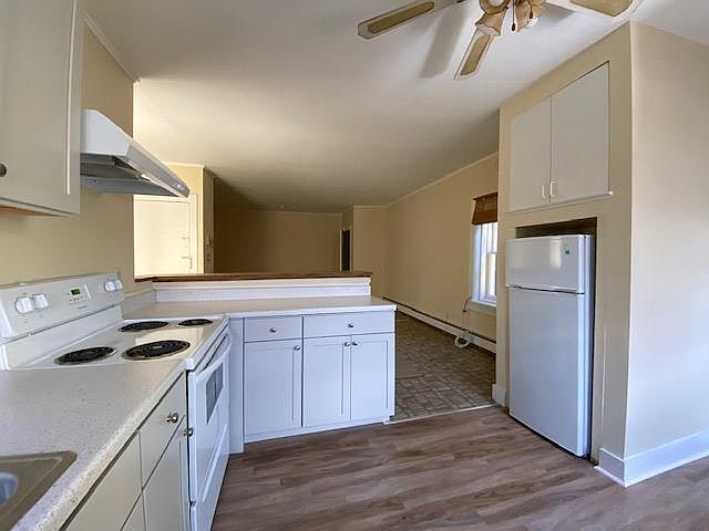 2nd image of 95 Main St APT 2