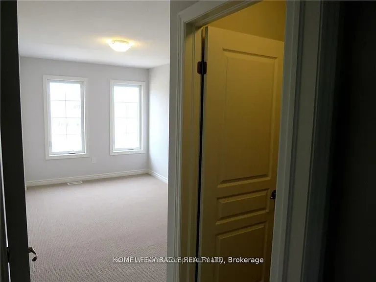 9585 Tallgrass Ave — Photo 12