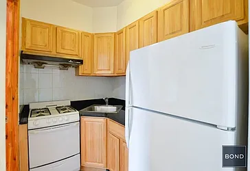 Rented by Bond New York