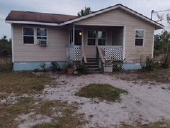 3rd image of 217 Carter Ave