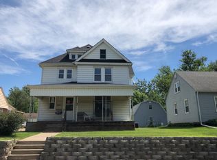 432 46th St, Moline, IL 61265