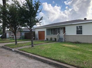 1612 56th St, Galveston, TX 77551