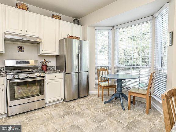 4th image of 11765 Nates Pl