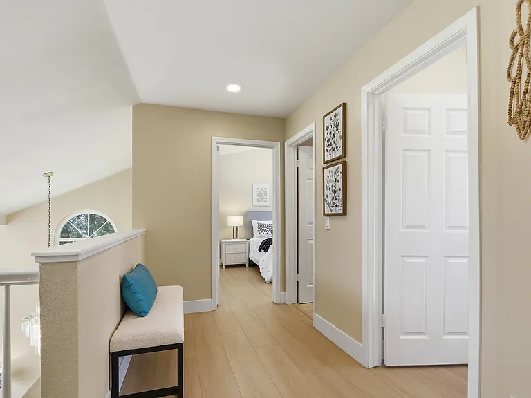 1290 Notting Hill Dr — Photo 17
