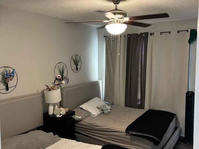 11829 Mintwood Ct — Photo 19