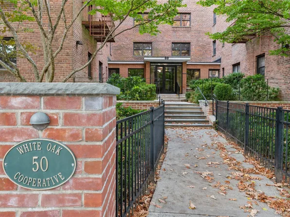 50 White Oak street #1E, New Rochelle, NY 10801