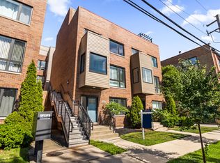 643 Custer Ave, Evanston, IL 60202